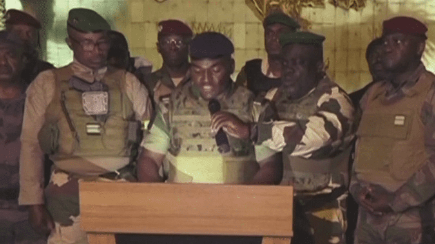 Gabon : le général Oligui Nguema destitue son cousin Ali Bongo