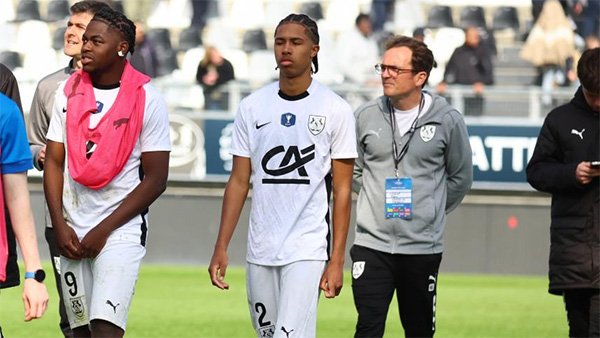 Duo – Père et fils dans une même équipe : Omar et Ilan Daf, la belle histoire d’Amiens 